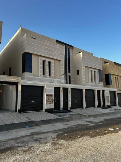 2 Bedroom Floor for Sale in West Riyadh, Riyadh - Ground floor role of sunset, good prices and good spaces with decent finishing. It comes with all guarantees and a Melaaz insurance. All services are available: groceries, schools, mosques, markets. Close to the Mecca road. Cash and bank transaction clearance. We also offer debt settlement and resolution of defaults. Contact us for any inquiries. At your service.