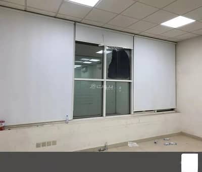 Office for Rent in South Riyadh, Riyadh - Commercial office for rent on Jibril Bin Jamil Street, Al Marwa District, Riyadh City, Riyadh Region