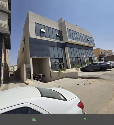 عمارة سكنية 10+ غرف نوم للبيع في شمال الرياض، الرياض - عمارة استثمارية للبيع في الملقا، الرياض
