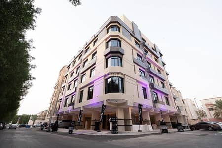 3 Bedroom Apartment for Sale in North Jeddah, Jeddah - Owns a 3-bedroom apartment in Al Safa neighborhood near Palm Walk