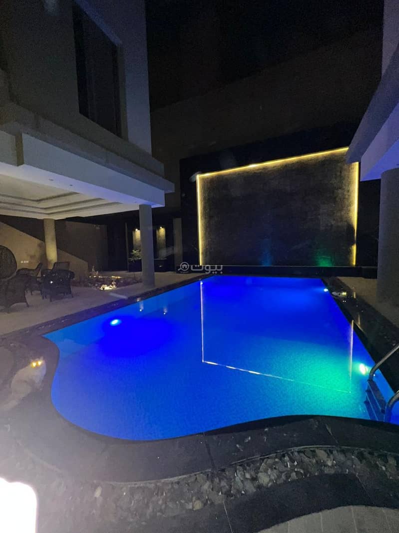 32 
