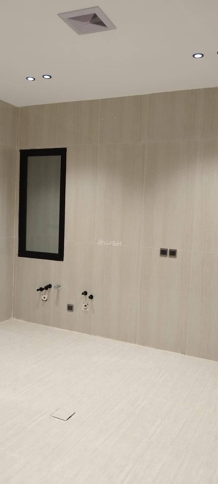 4-bedroom apartment for sale in one of them 4-bedroom apartment for sale in one of them
