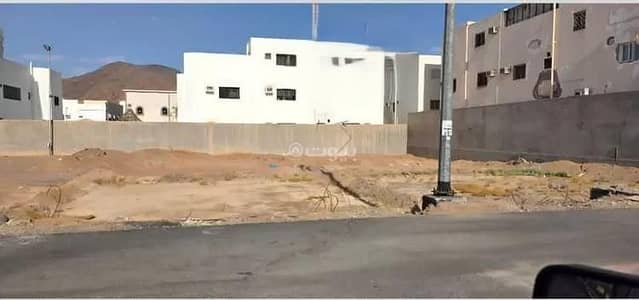 Residential Land for Sale in Al Difa, Madina - Land for sale on Abdullah Al-Masari Street, Al-Difaa District, Madinah City Residential Land for Sale in Al Difa, Madina - Land for sale on Abdullah Al-Masari Street, Al-Difaa District, Madinah City