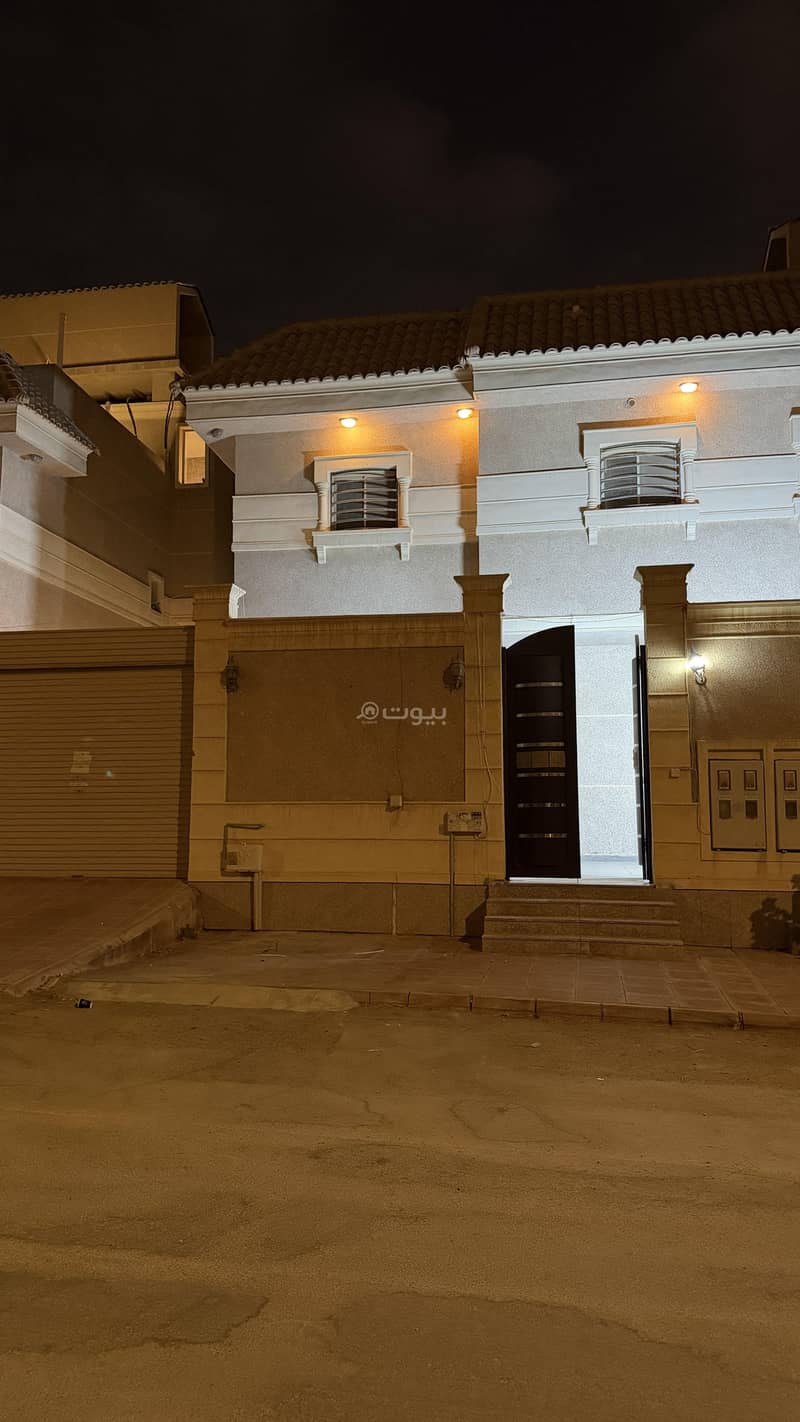 Floor in Al Asemah 4 bedrooms 110000 SAR - 88055941 Floor in Al Asemah 4 bedrooms 110000 SAR - 88055941