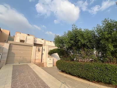 6 Bedroom Villa for Sale in South Jeddah, Jeddah - Villa in South Jeddah，Al Amir Fawaz Al Janouby 6 bedrooms 2200000 SAR - 88056229