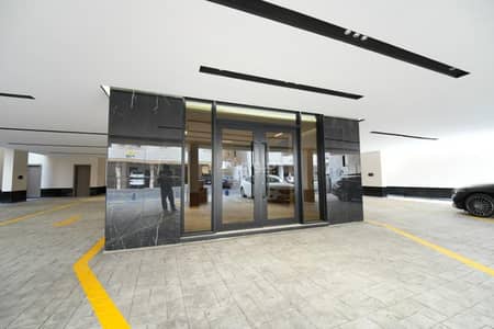 5 Bedroom Apartment for Sale in North Jeddah, Jeddah - Luxurious 5-bedroom front apartment with two entrances for sale in Al-Bawadi, Jeddah