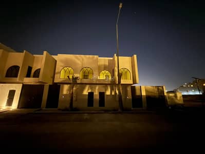 6 Bedroom Villa for Sale in North Riyadh, Riyadh - Modern villa, custom-built, area 300 m² 6 Bedroom Villa for Sale in North Riyadh, Riyadh - Modern villa, custom-built, area 300 m²