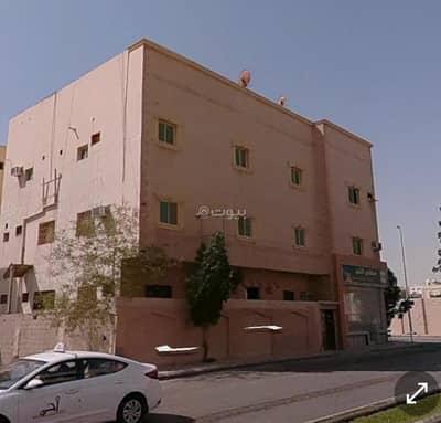 10+ Beds Residential Building for Sale in Al Aqrabiyah, Al Khobar - Residential building for sale – a unique investment opportunity