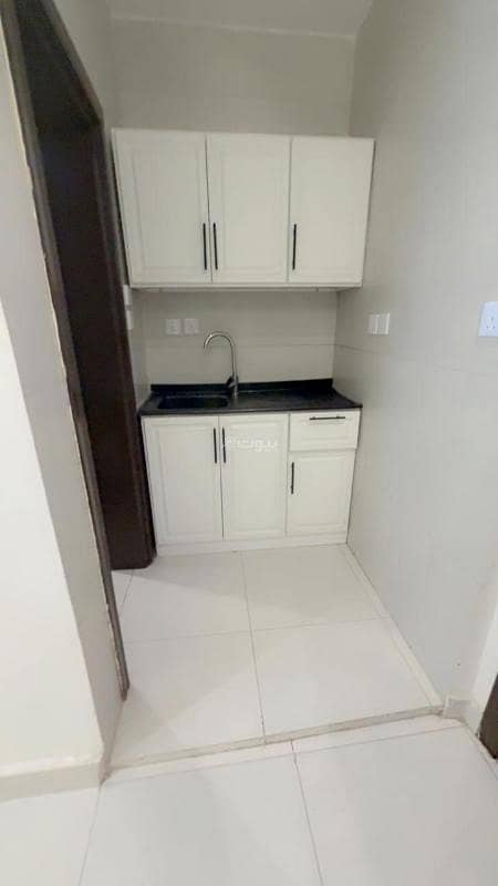 One-bedroom apartment with a living room for rent in Al-Azizia, Jeddah One-bedroom apartment with a living room for rent in Al-Azizia, Jeddah