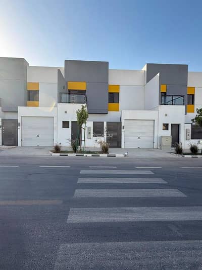 5 Bedroom Villa for Rent in North Riyadh, Riyadh - Townhouse in Khuzam suburb, Marsya project 5 Bedroom Villa for Rent in North Riyadh, Riyadh - Townhouse in Khuzam suburb, Marsya project