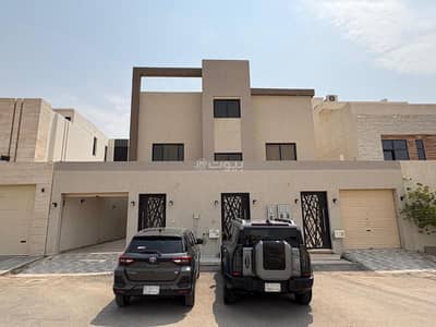 5 Bedroom Villa for Rent in North Riyadh, Riyadh - For rent: a villa south of King Salman Road in Al Narjis district