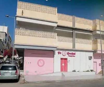 10+ Beds Residential Building for Sale in Qurwa, Taif - Residential building for sale in Qurwa, Taif
