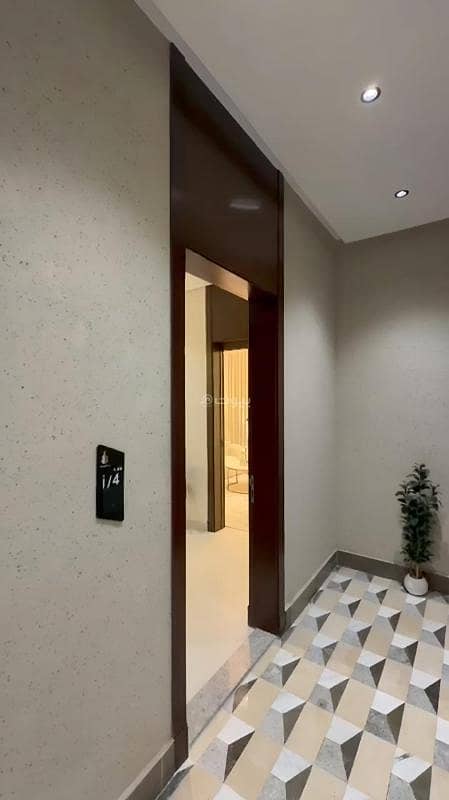 Three-bedroom apartment with a large living room in Al-Safa neighborhood Three-bedroom apartment with a large living room in Al-Safa neighborhood