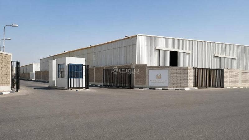 مستودع لوجستي بمعايير عالية مستودع لوجستي بمعايير عالية