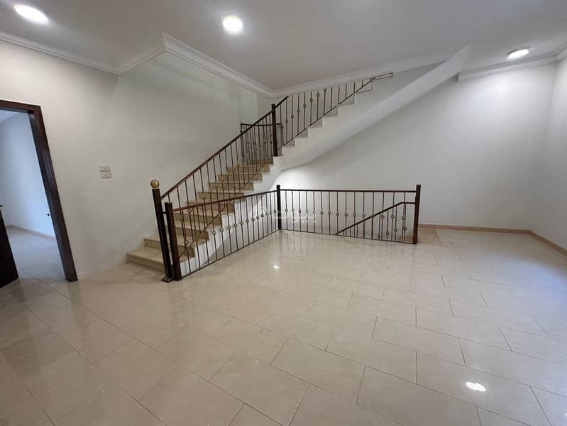 Villa in Al Zuhur 7 bedrooms 60000 SAR - 88083063 Villa in Al Zuhur 7 bedrooms 60000 SAR - 88083063