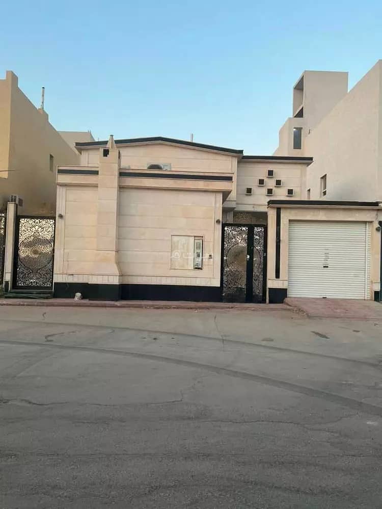 Floor For Sale in Al Mahdiyah, Riyadh Floor For Sale in Al Mahdiyah, Riyadh