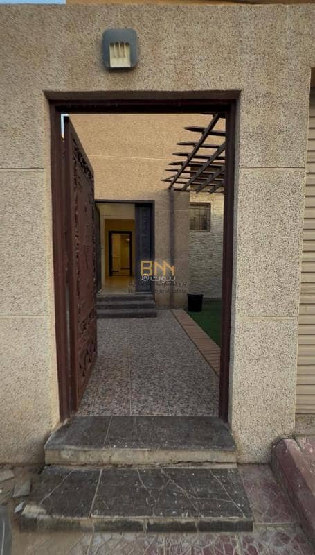Floor in West Riyadh,Al Rafiah 3 bedrooms 65000 SAR - 88079170 Floor in West Riyadh,Al Rafiah 3 bedrooms 65000 SAR - 88079170