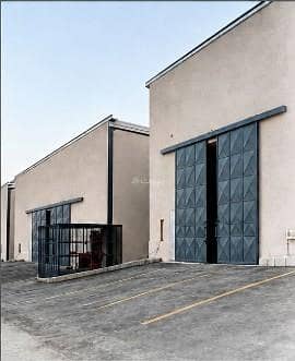 Warehouse for Rent in South Riyadh, Riyadh - Warehouse for rent in Al Ghnamiah, south Riyadh