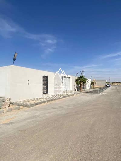 Rest House for Sale in Al Khuzama, Buraydah Al Qassim Region - Lavender-studded rest area for sale Rest House for Sale in Al Khuzama, Buraydah Al Qassim Region - Lavender-studded rest area for sale