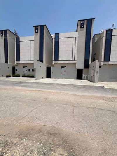 3 Bedroom Floor for Rent in North Riyadh, Riyadh - Floor for rent on Heraa Street, Al Narjis District, Riyadh