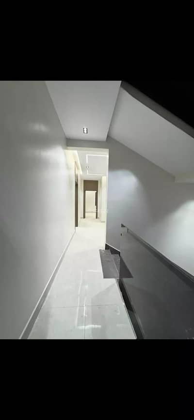 6 Bedroom Villa for Rent in East Riyadh, Riyadh - A villa for rent on Hamza Al Qubaiti Street, Al Rimal District, Riyadh City.