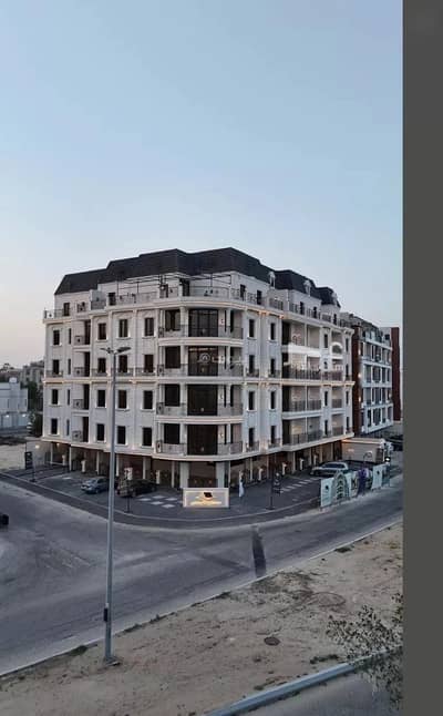 4 Bedroom Flat for Sale in Al Hamra, Al Khobar - Apartment For Sale in Al Hamra, Al Khobar
