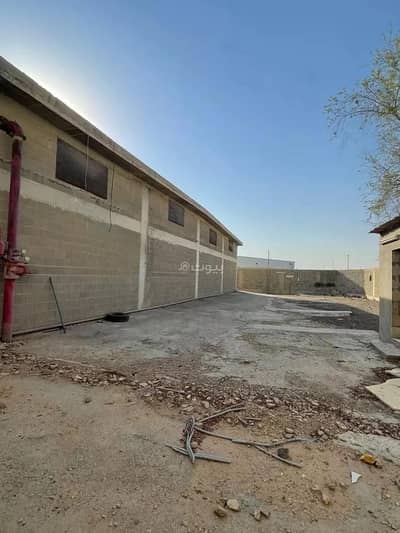 Warehouse for Rent in East Riyadh, Riyadh - Warehouse For Rent in Al Sulay, Riyadh