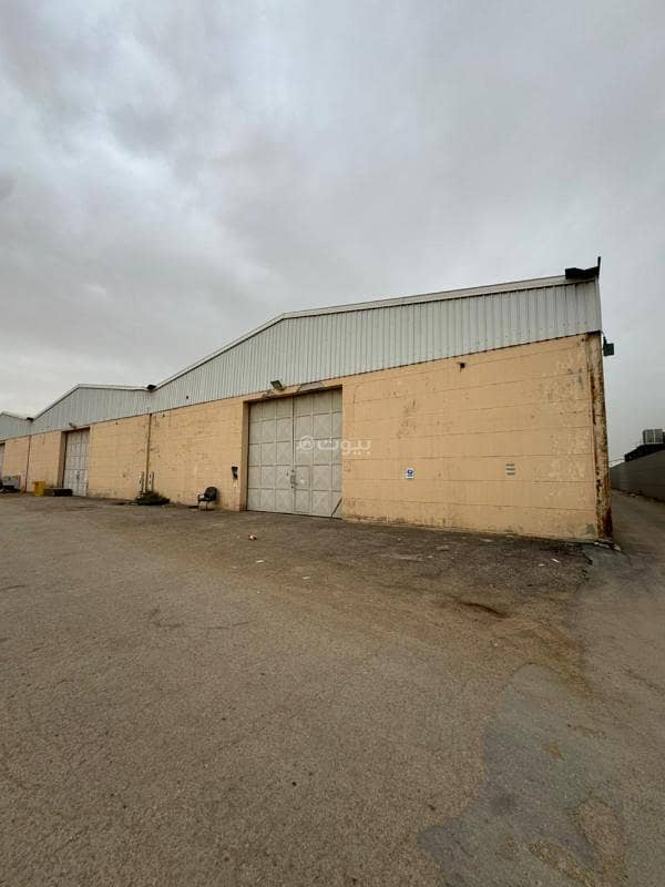 Warehouse for rent in Al-Bariyah neighborhood, Riyadh Warehouse for rent in Al-Bariyah neighborhood, Riyadh