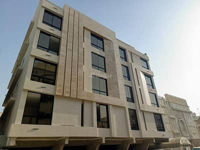 3 Bedroom Apartment for Sale in Central Jeddah, Jeddah - Beautiful apartment with two entrances that fits family housing needs and investment at the same time 3 Bedroom Apartment for Sale in Central Jeddah, Jeddah - Beautiful apartment with two entrances that fits family housing needs and investment at the same time
