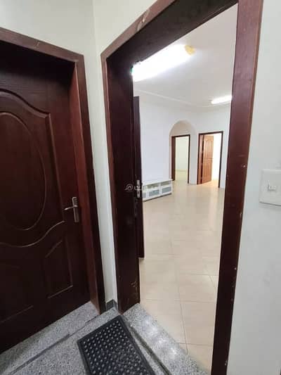 3 Bedroom Flat for Rent in Al Khalidiyah Al Shamaliyah, Dammam - Apartment for rent in Al Khalidiyah Al Shamaliyah, Dammam