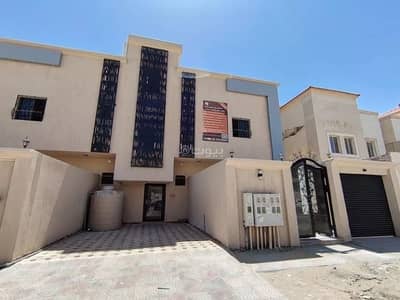 4 Bedroom Apartment for Sale in King Fahd Suburb, Dammam - Apartment for sale in King Fahd Suburb, Dammam