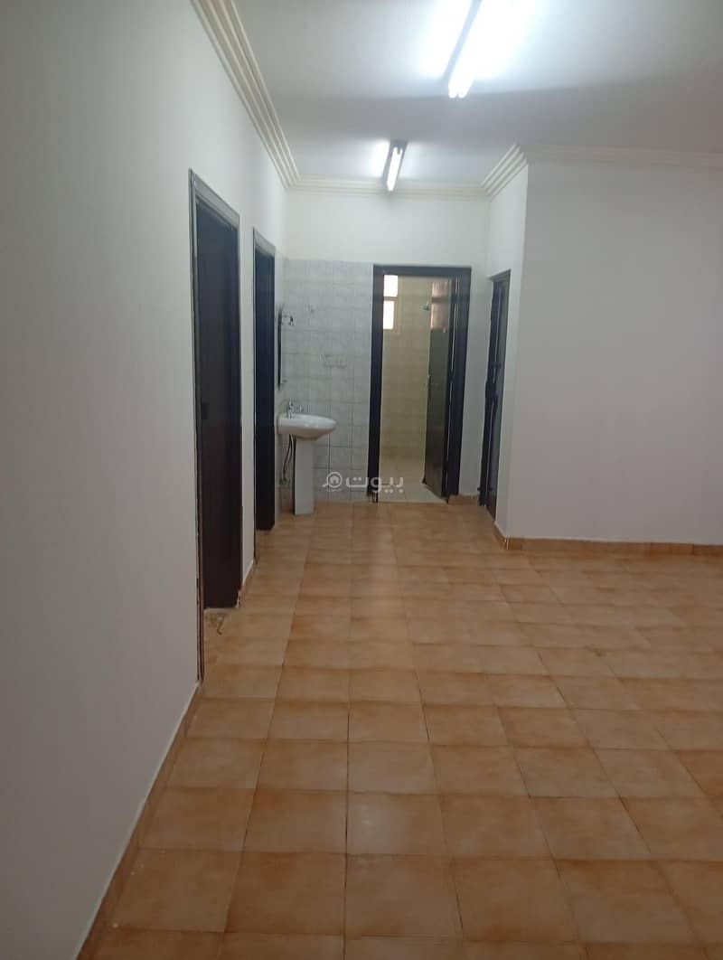 Four-bedroom family apartment with a living room Four-bedroom family apartment with a living room