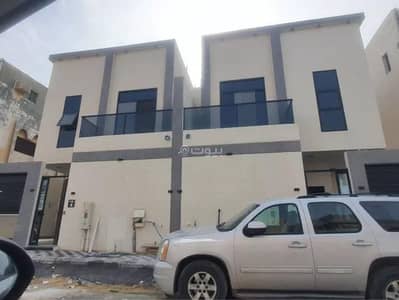 6 Bedroom Villa for Sale in Uhud, Dammam - Villa for sale on Imam Al-Tirmidhi Street, Uhud District, Dammam