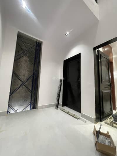 3 Bedroom Floor for Sale in East Riyadh, Riyadh - A residential apartment consisting of 3 bedrooms for sale in Al-Janadriyah 3 Bedroom Floor for Sale in East Riyadh, Riyadh - A residential apartment consisting of 3 bedrooms for sale in Al-Janadriyah