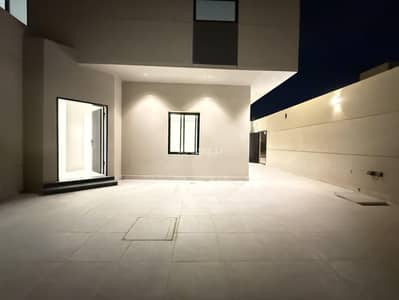 3 Bedroom Floor for Sale in North Riyadh, Riyadh - Roles for sale in Al-Urud neighborhood 3 Bedroom Floor for Sale in North Riyadh, Riyadh - Roles for sale in Al-Urud neighborhood