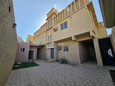 1 Bedroom Villa for Sale in City Center, Unayzah - A villa for sale on Abdul Karim Al Samaki Street, Wasat Al Madinah District, Unaizah City.