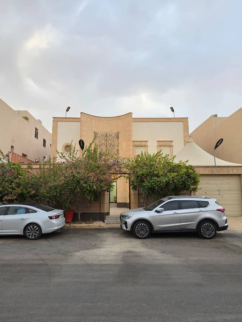 Villa in North Riyadh,Al Yasmin 11 bedrooms 5022000 SAR - 88094841 Villa in North Riyadh,Al Yasmin 11 bedrooms 5022000 SAR - 88094841