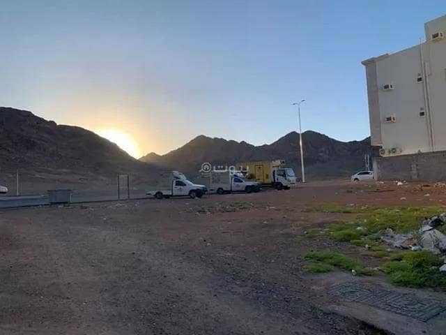 Land for sale on King Saud Bin Abdulaziz Street, Taybah District, Madina Land for sale on King Saud Bin Abdulaziz Street, Taybah District, Madina