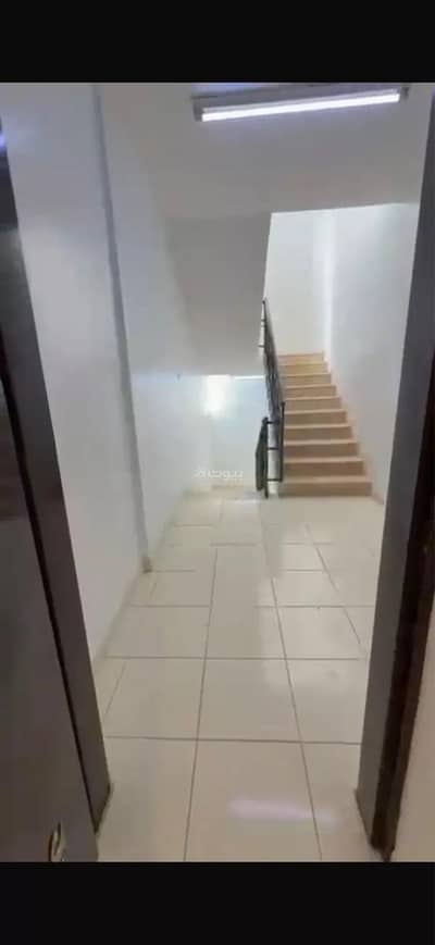 4 Bedroom Floor for Rent in East Riyadh, Riyadh - Floor for rent on Al-Tunaib Street, Granada District, Riyadh 4 Bedroom Floor for Rent in East Riyadh, Riyadh - Floor for rent on Al-Tunaib Street, Granada District, Riyadh
