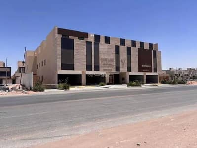 Showroom for Rent in East Riyadh, Riyadh - Shop for rent on Amarah Bin Aws Bin Tha'labah Al-Ansari Street, Al Rimal District, Riyadh