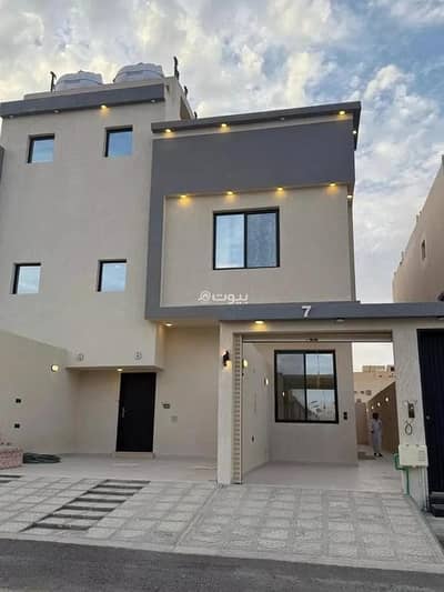 5 Bedroom Floor for Sale in South Riyadh, Riyadh - Floor for sale in Badr, South Riyadh