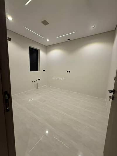 4 Bedroom Flat for Sale in West Riyadh, Riyadh - An apartment for sale on Sufyan Bin Al Hakam Street, Al Awali District, Riyadh City. 4 Bedroom Flat for Sale in West Riyadh, Riyadh - An apartment for sale on Sufyan Bin Al Hakam Street, Al Awali District, Riyadh City.