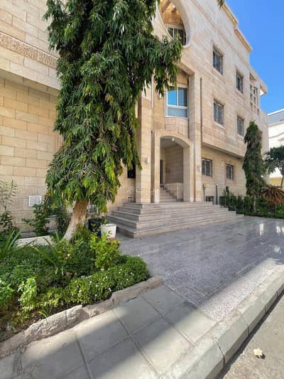 3 Bedroom Apartment for Rent in North Jeddah, Jeddah - Luxury penthouse apartment for rent, families only