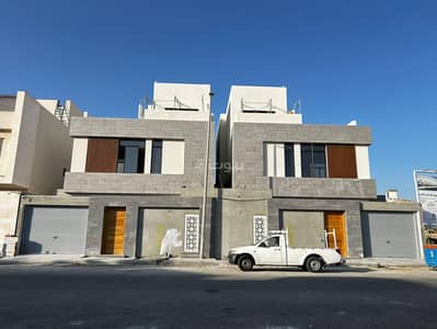 5 Bedroom Villa for Sale in North Jeddah, Jeddah - For sale: a luxurious villa - Bahir Al-Shira'a