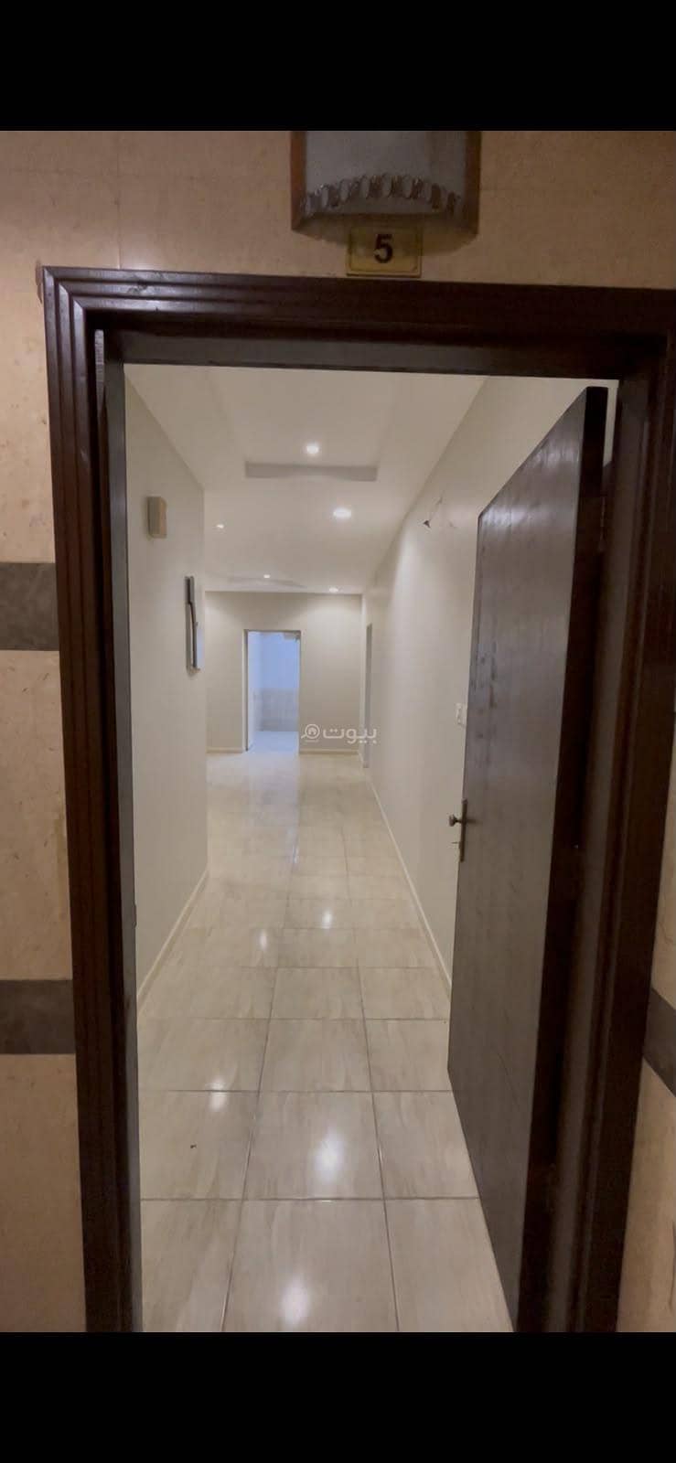 A two-bedroom apartment located in the model Mina Al-Quarysh Square, unit 5. A two-bedroom apartment located in the model Mina Al-Quarysh Square, unit 5.