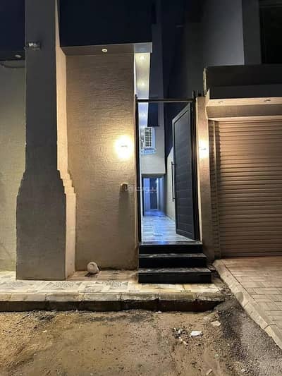 3 Bedroom Flat for Rent in South Riyadh, Riyadh - An apartment for rent on Lutf Bin Saad Al-Sumaini Street, Badr District, Riyadh City.