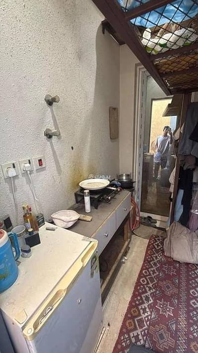 Room for Rent in East Riyadh, Riyadh - Room for rent in Al Maizilah, East Riyadh Room for Rent in East Riyadh, Riyadh - Room for rent in Al Maizilah, East Riyadh