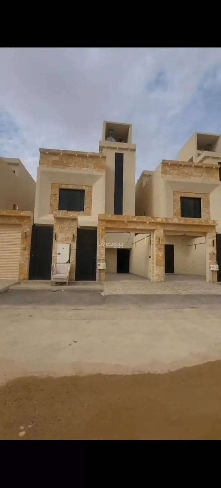 A floor for sale in Dirab District, Riyadh City. A floor for sale in Dirab District, Riyadh City.