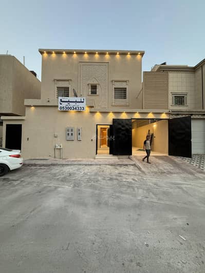 10+ Beds Villa for Sale in East Riyadh, Riyadh - Villa for sale in Al-Yarmouk, two floors and 4 apartments 10+ Beds Villa for Sale in East Riyadh, Riyadh - Villa for sale in Al-Yarmouk, two floors and 4 apartments