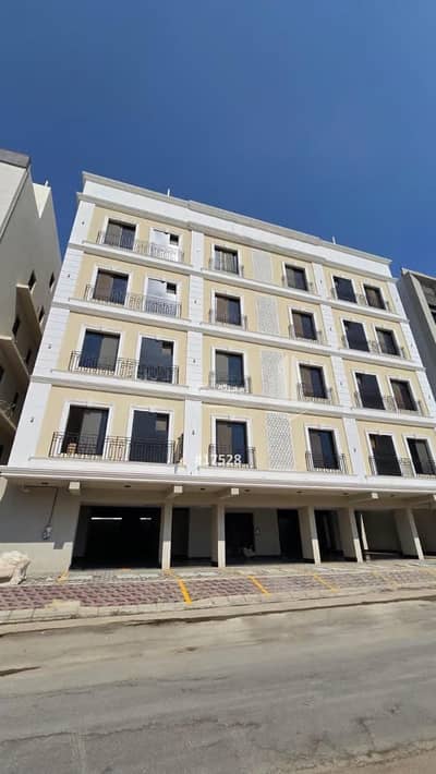 6 Bedroom Apartment for Sale in North Jeddah, Jeddah - Apartment for sale in Al Rayaan, north Jeddah